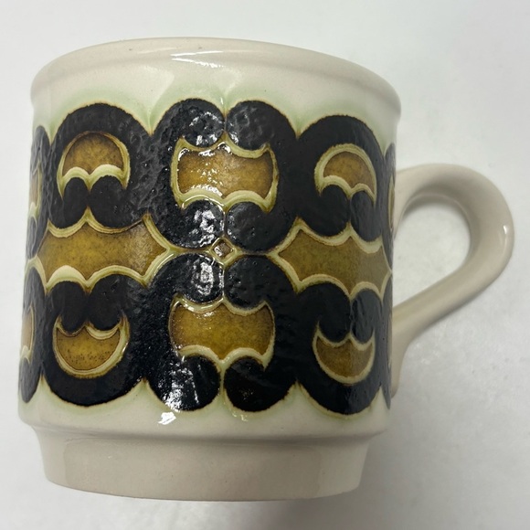 Vintage Biltons England glazed stoneware mug with retro brown and gold pattern - Picture 4 of 7